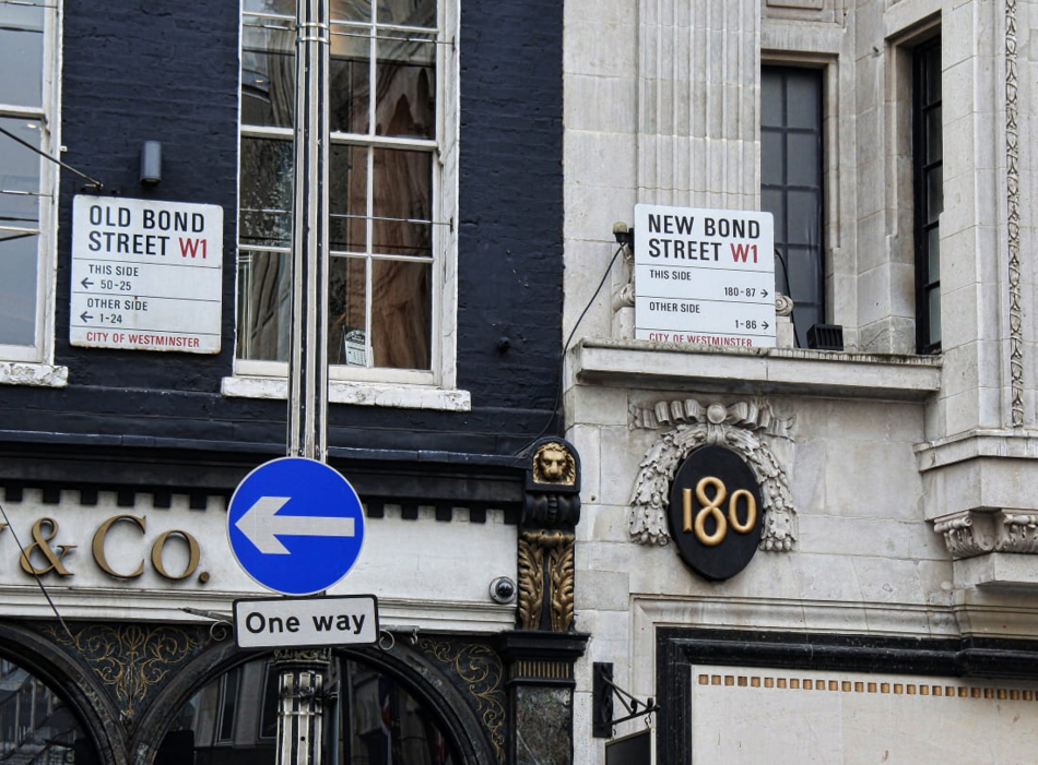 Old & New Bond Street, London shopping