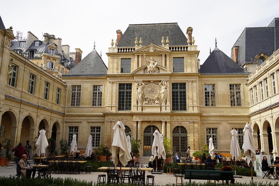 Historical Carnavalet Museum - Art de Vivre