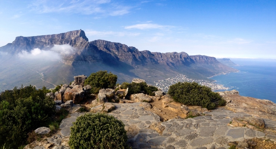  Climbing the Table Mountain