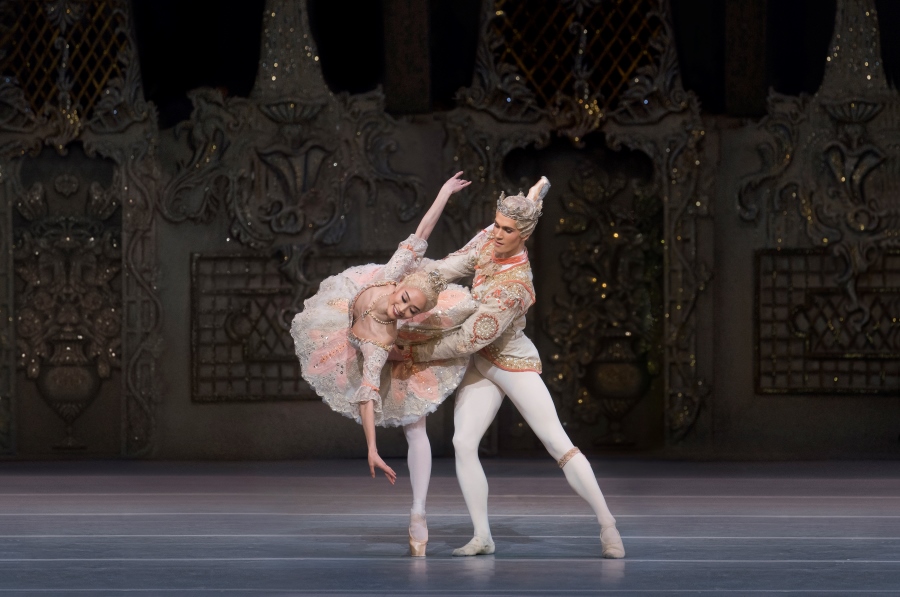 Ballet review in Art de Vivre. Image 2
