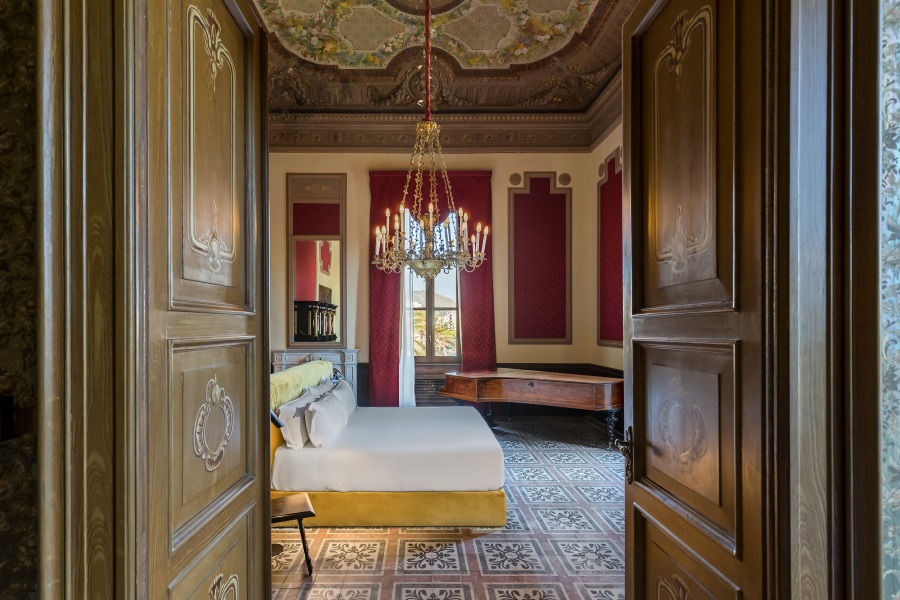 Albergo Room of Andrew. Image 1