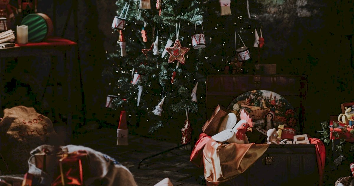 Christmas decorations around the world • Art de Vivre